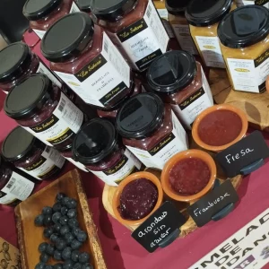 imagen de las confituras de frutas de las mermeladas la señora